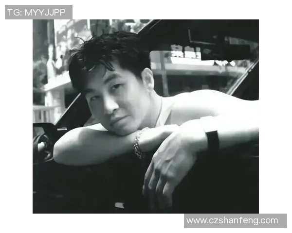 中国足球明星郑智化的传奇人生与职业生涯回顾