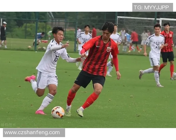 中国足球明星选手的崛起与挑战探索他们在国际舞台上的表现与影响