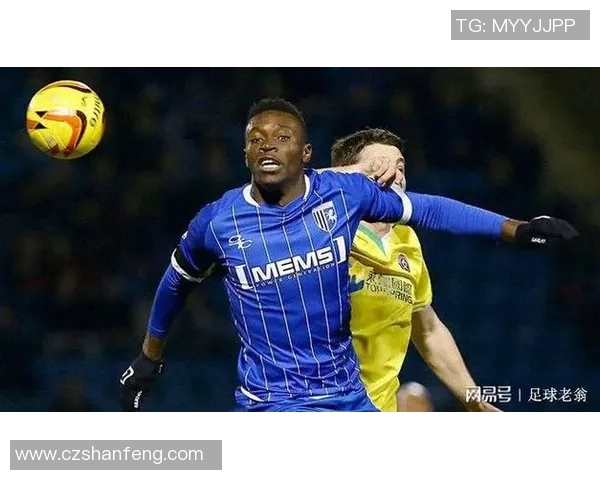 唐卡斯特与查尔顿的激烈对决展现英格兰足球的魅力与激情