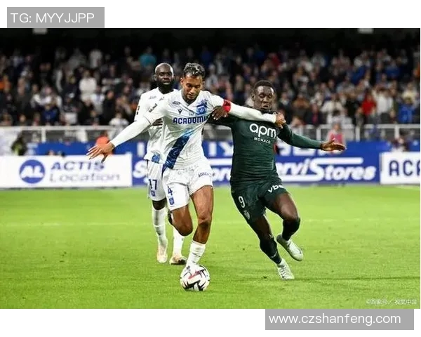 布雷斯特与欧塞尔2019年精彩对决回顾及赛季表现分析 布雷斯特与欧塞尔2019年精彩对决回顾及赛季表现分析